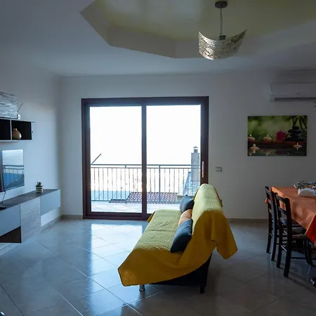 House Gennauara * Lanusei